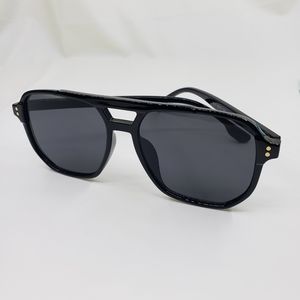 Burtrees black pilot sunglasses